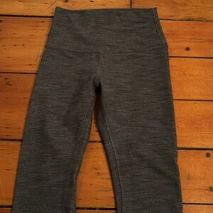 Grey Lululemon cropped leggings. Size 4. Sporty, tights, winter, athletic